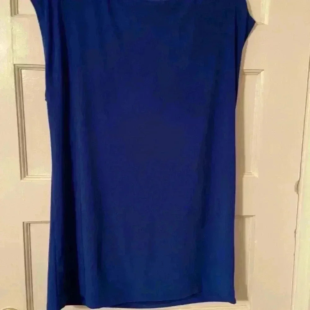 Kenneth Cole Reaction blue polyester/spandex sleeveless top size large. - Picture 2 of 5